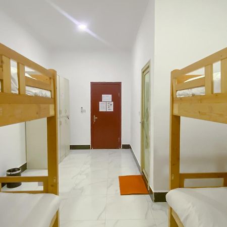 Easy Backpackers Paradise Сиануквиль Экстерьер фото